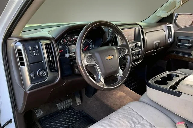 Used 2018 Beige Chevrolet LT image 17