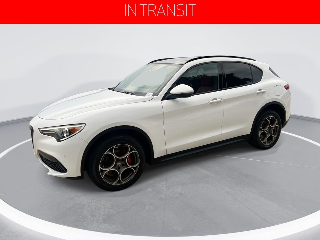 2023 Alfa Romeo Stelvio Sprint