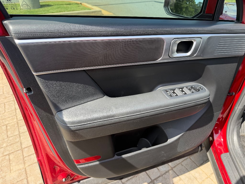 Used 2026 Red Hyundai SEL image 25