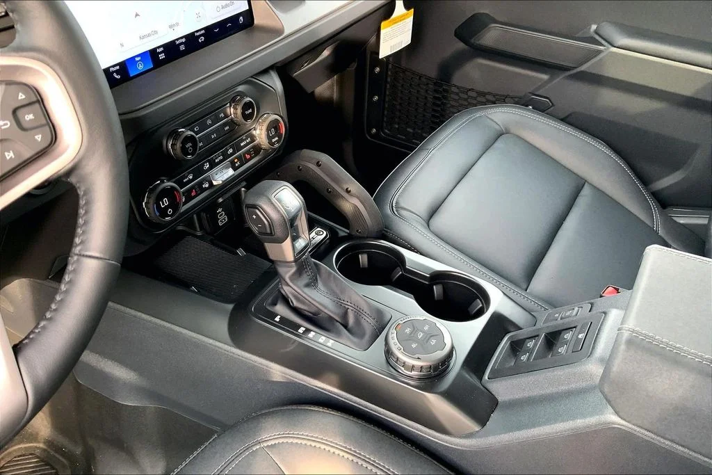 New 2026 Marsh Gray Ford Badlands image 8