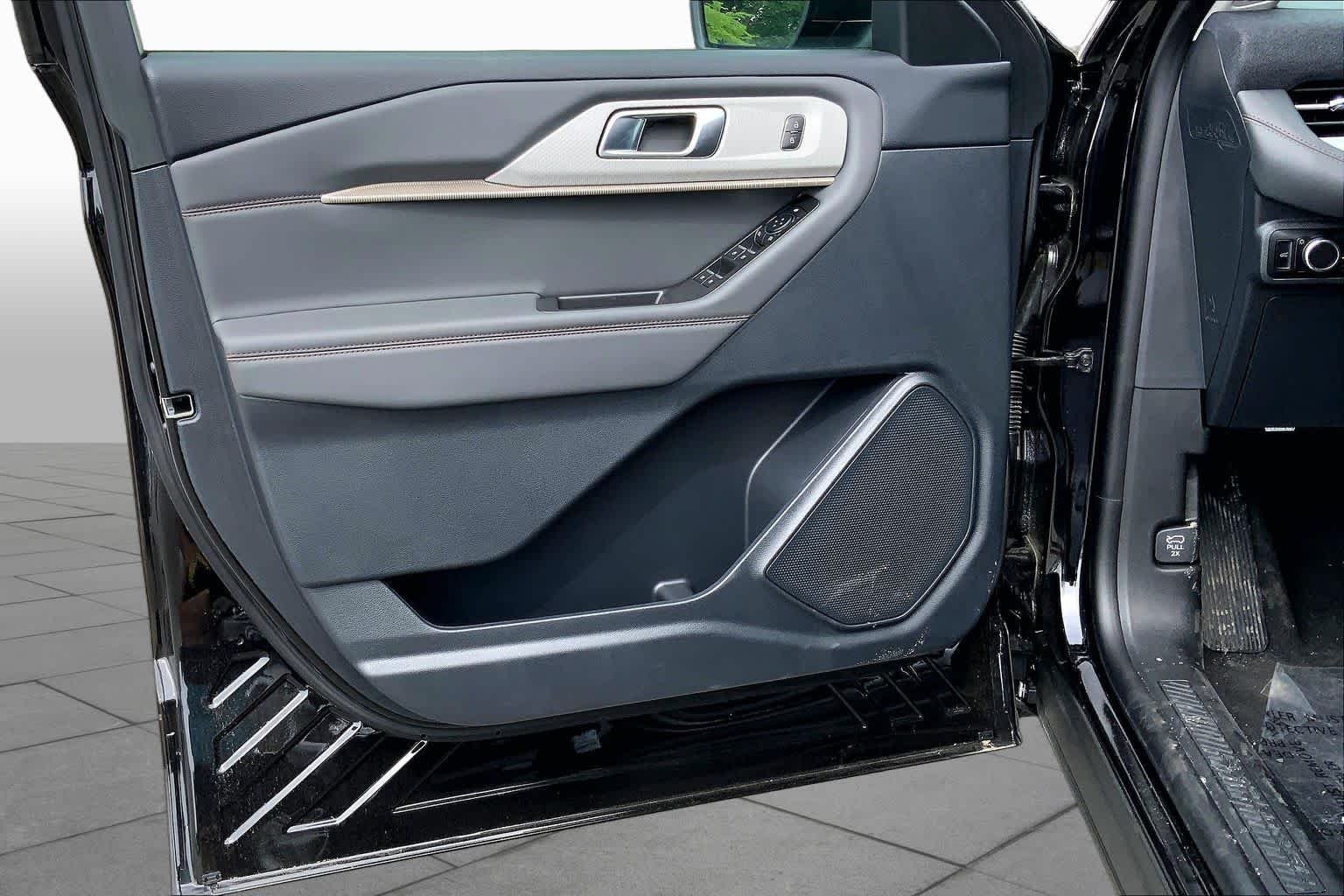 2026 Ford Explorer Active - Photo 11