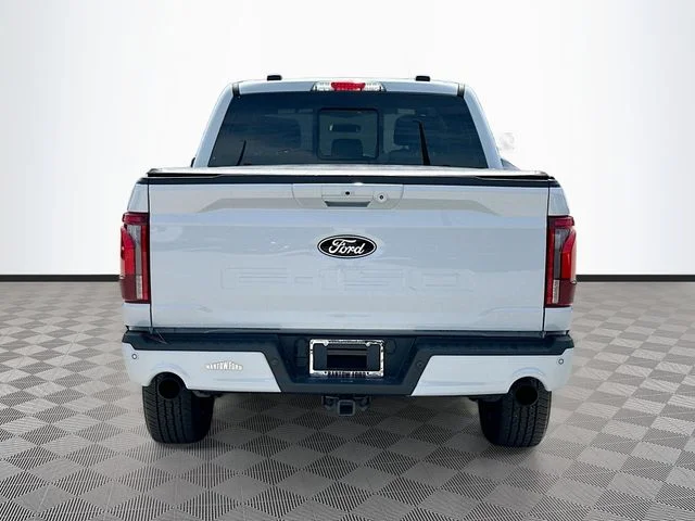 Used 2025 White Ford Lariat image 6