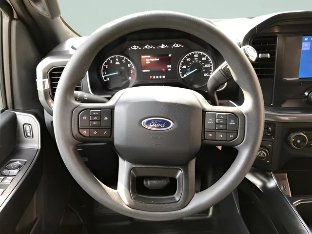 Used 2023 White Ford XL image 18