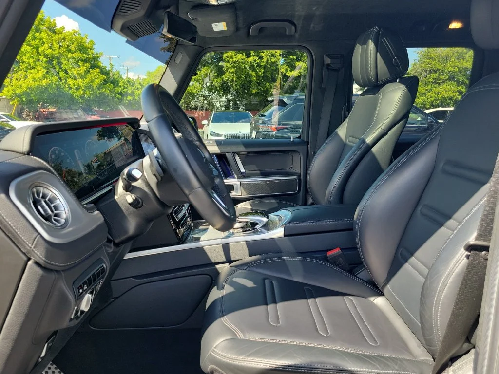Used 2021 Blue Mercedes-Benz G 550 image 24