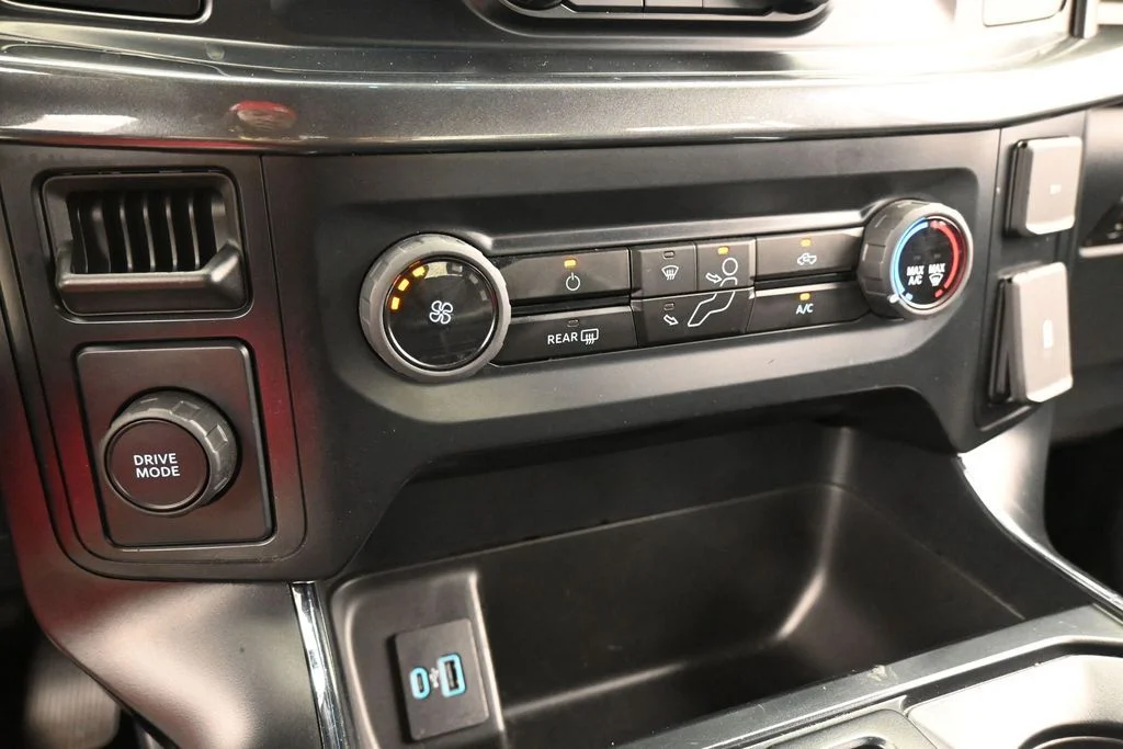 Used 2023 Oxford White Ford XL image 20