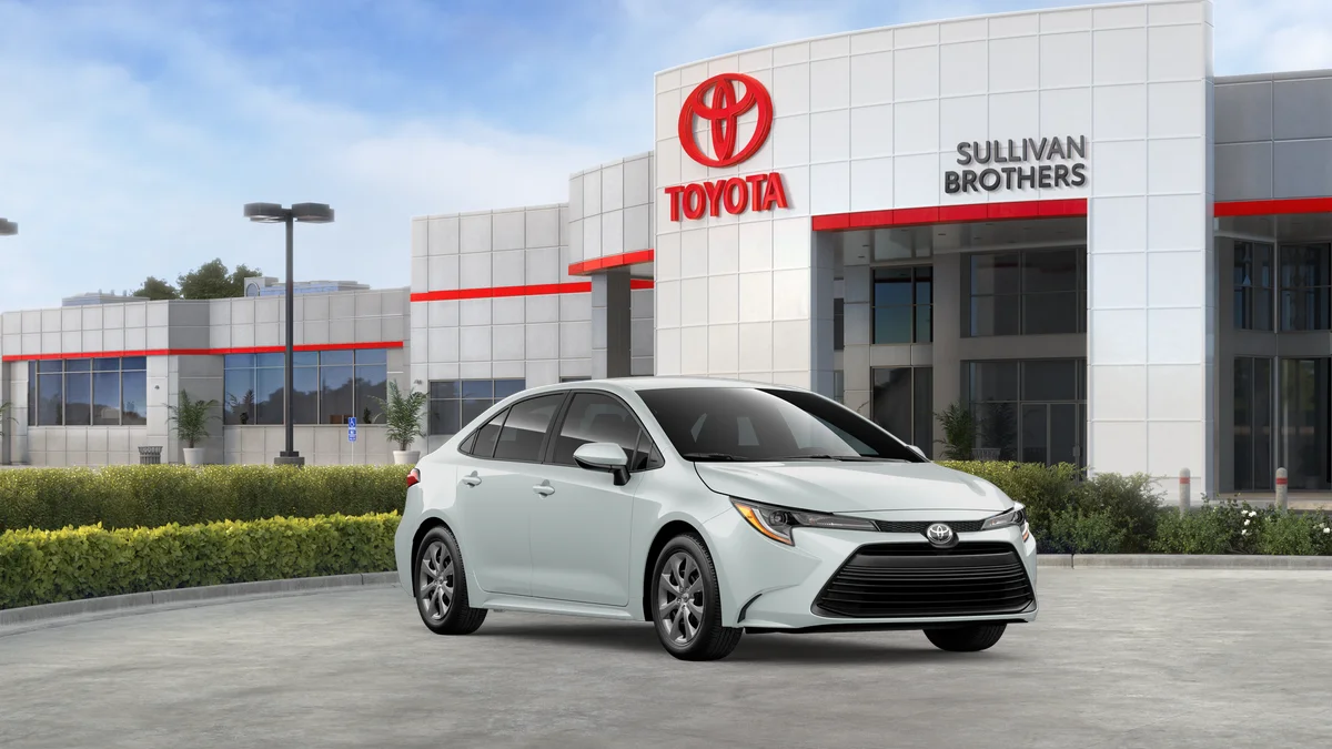 New 2026 Wind Chill Pearl Toyota LE image 15