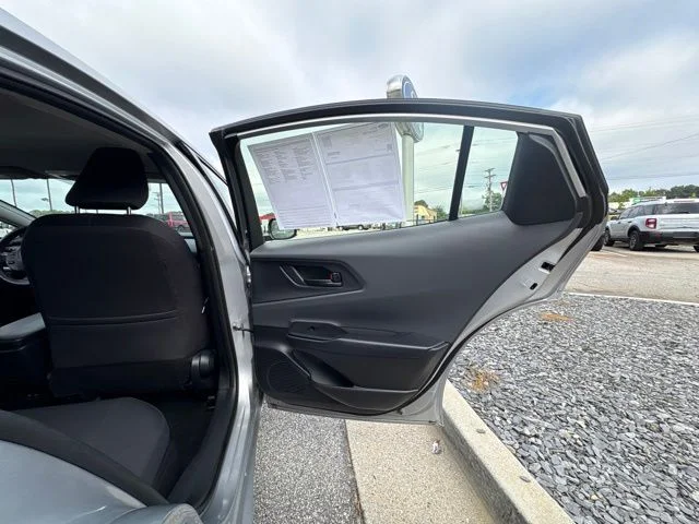 Used 2025  Toyota LE image 20