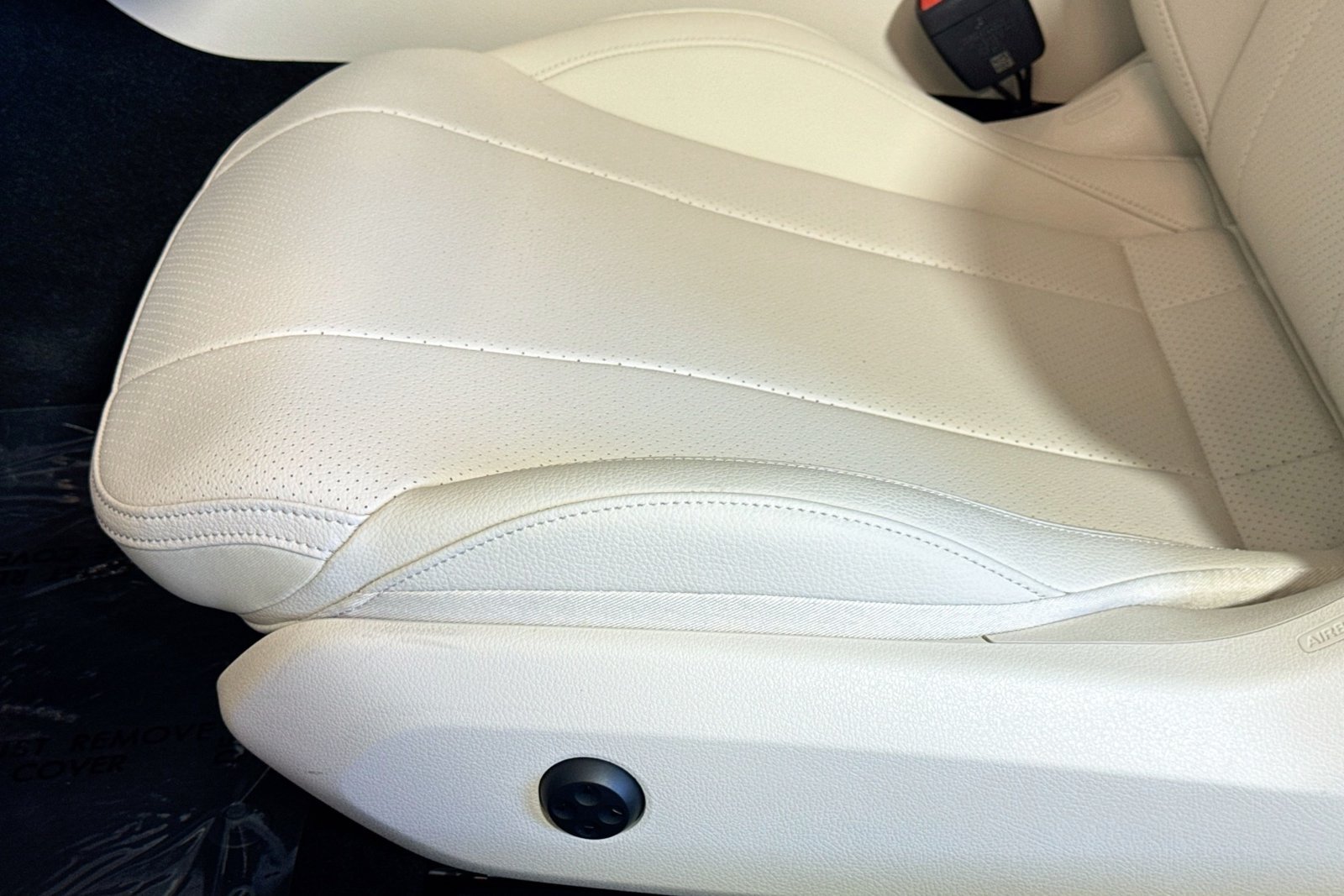 New 2026 Polar White Mercedes-Benz CLE 300 image 17
