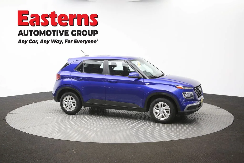 Used 2023 Blue Hyundai SE image 47