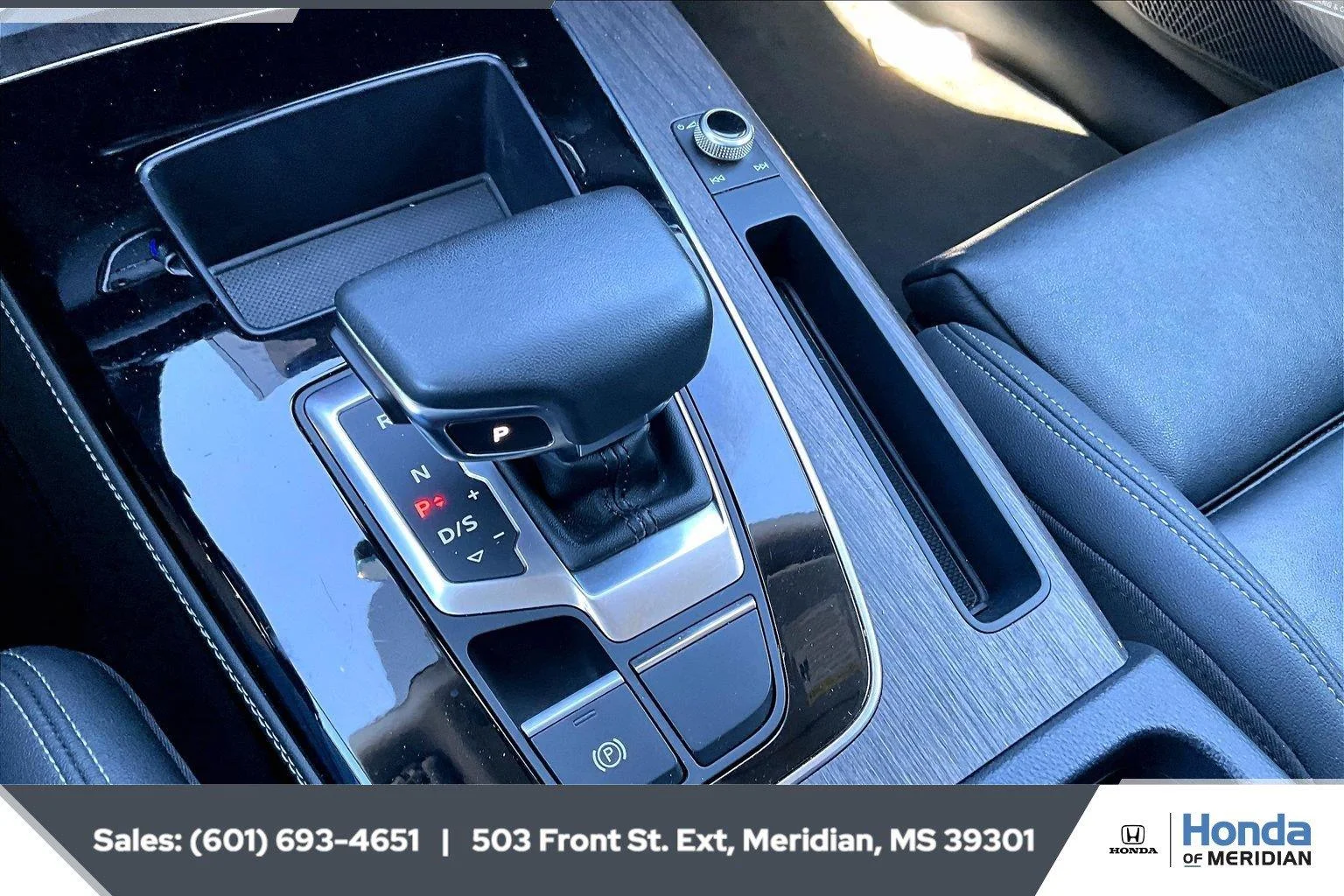 Used 2024  Audi S line Premium Plus image 23