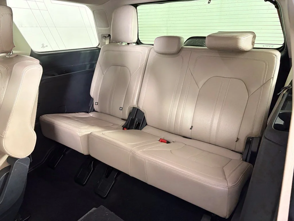 Used 2024 White Ford Limited image 39