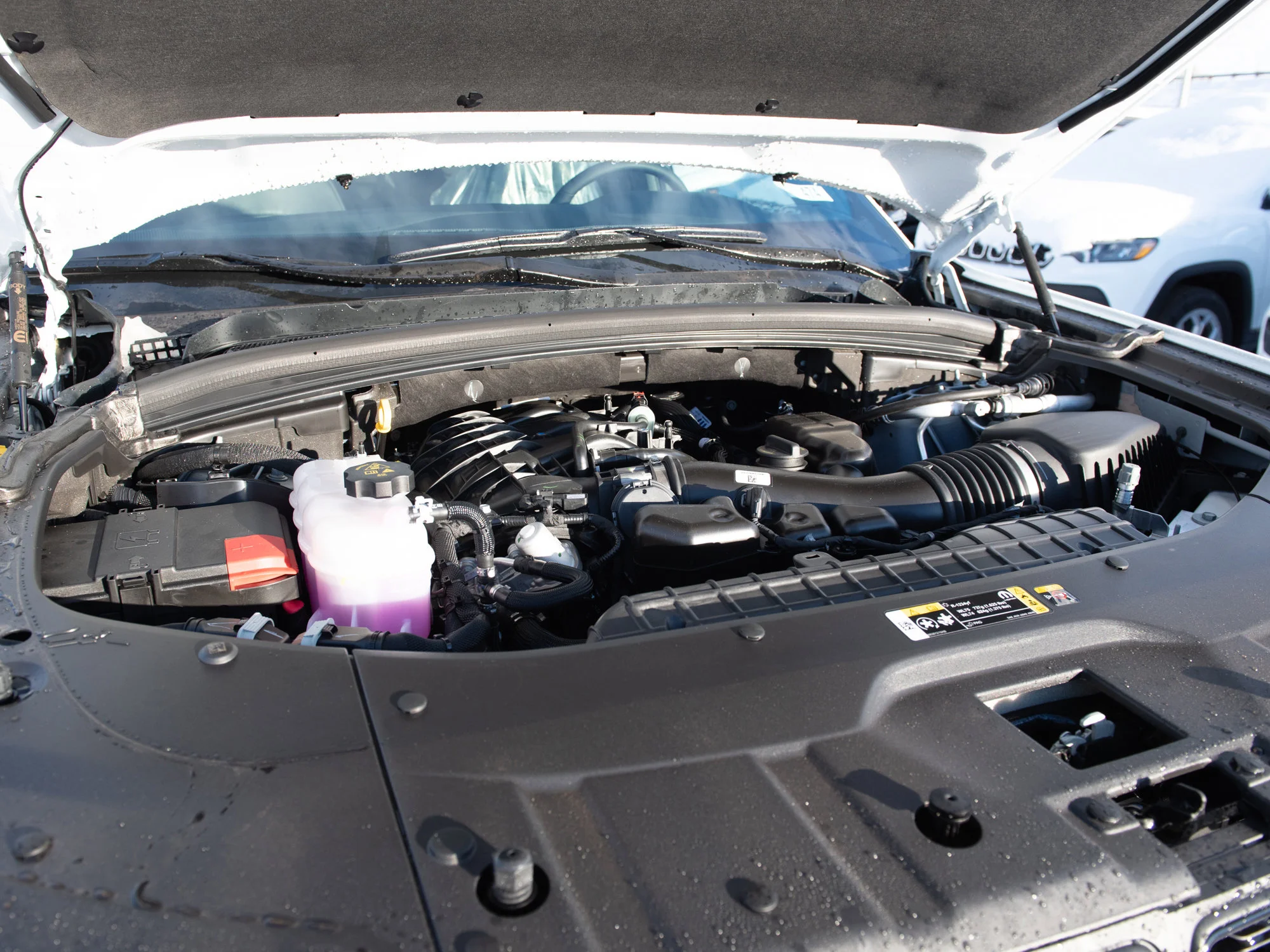 New 2025 White Jeep Altitude* image 7