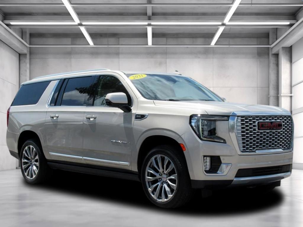 2021 GMC Yukon Denali 2WD's photo