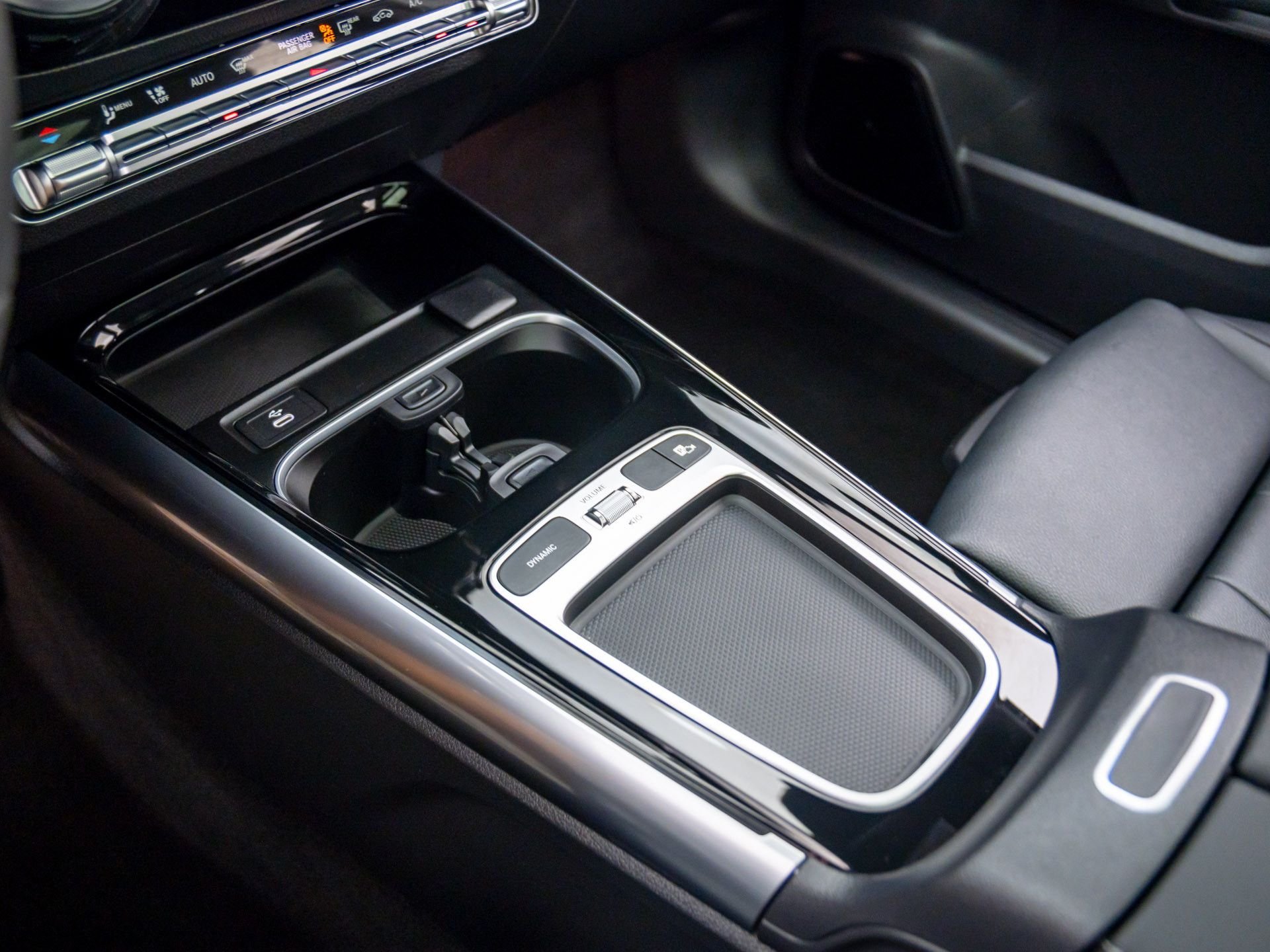 Certified Used 2026 Silver Mercedes-Benz GLA 250 image 11