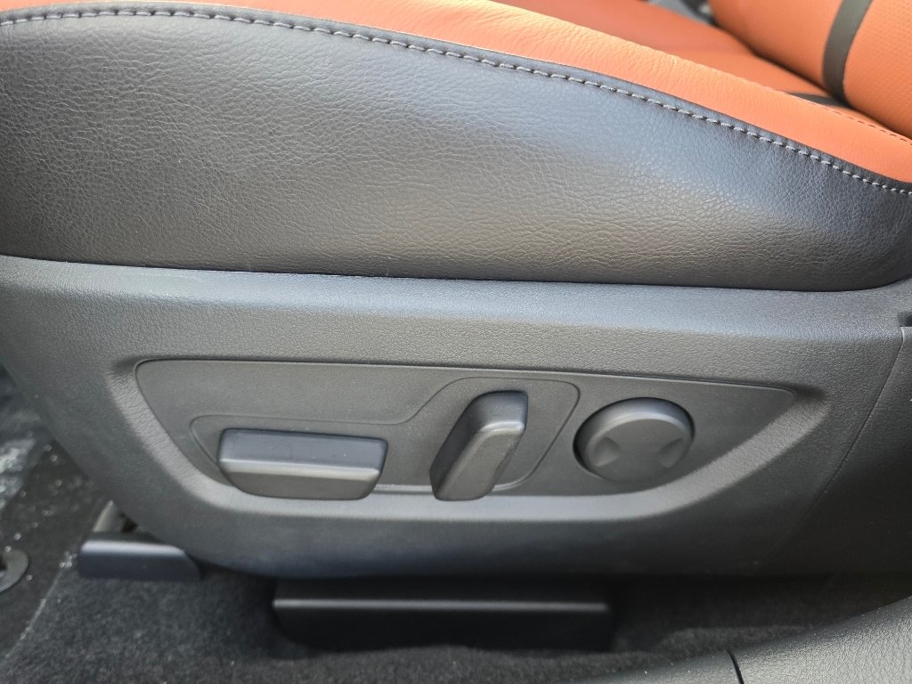 2026 Mazda CX-50 Premium Plus - Photo 15