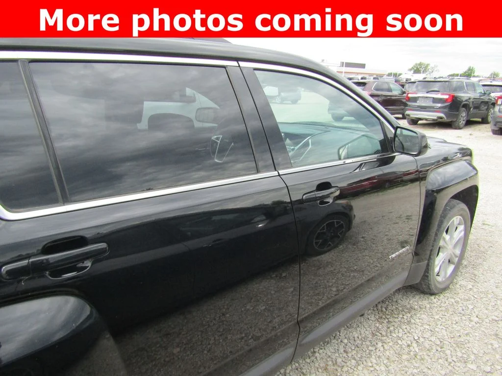 Used 2017 Ebony Twilight Metallic GMC SLE-2 image 6
