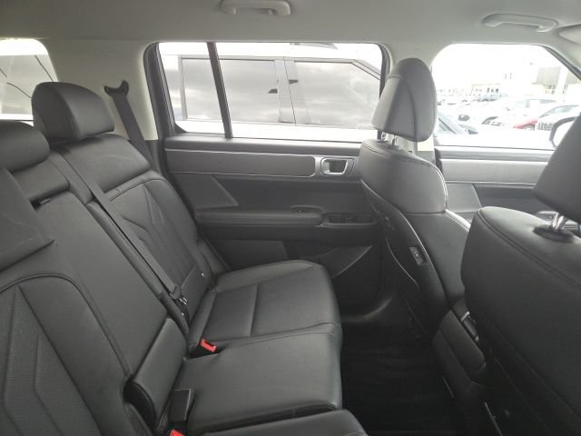 Used 2024 Green Hyundai SEL image 5