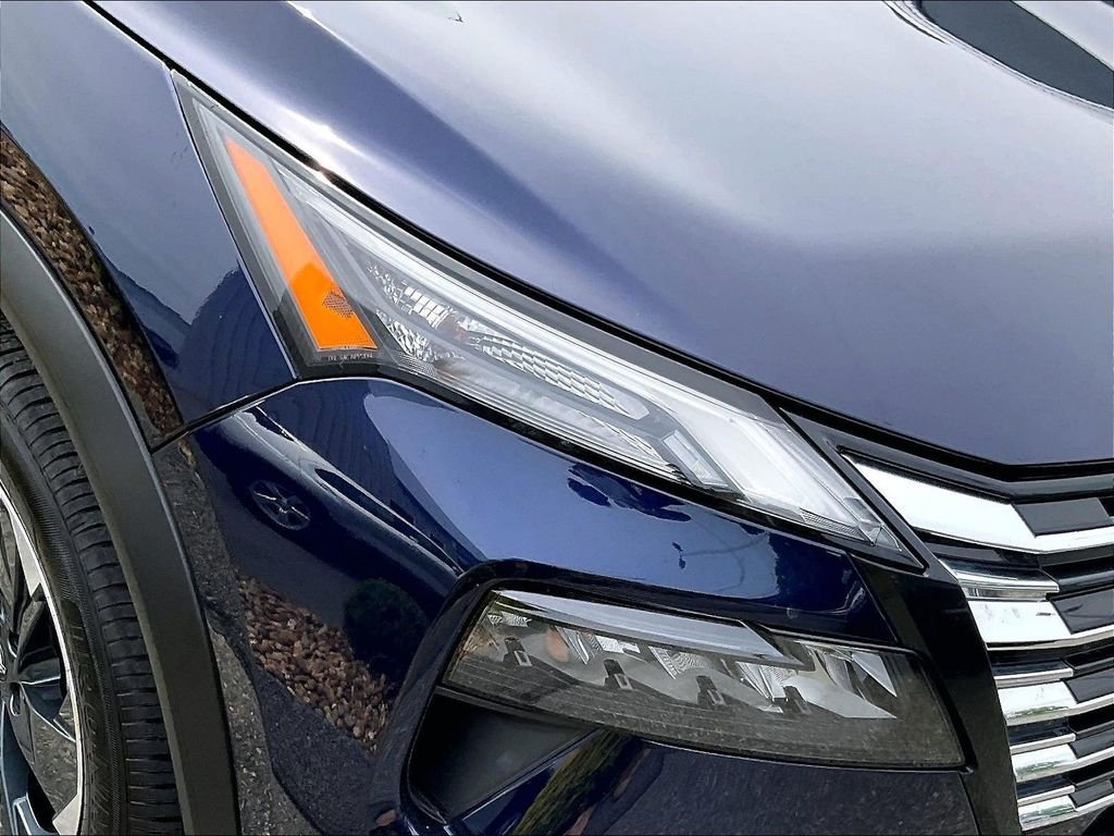 Used 2024 Blue Nissan SV image 32