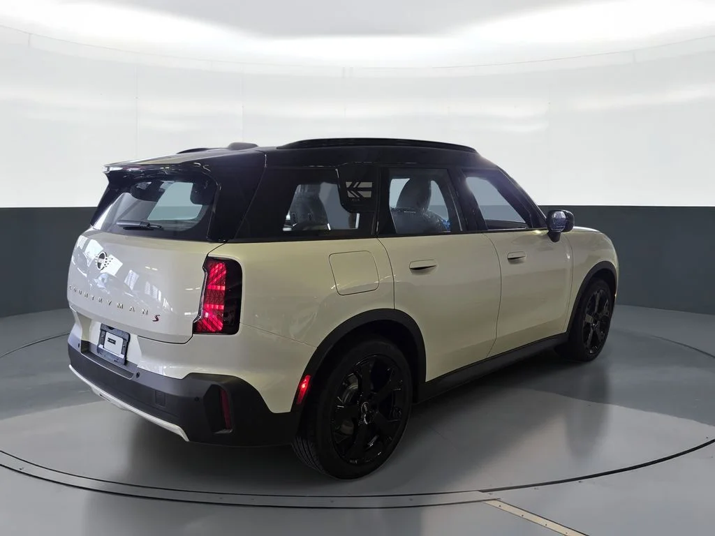New 2027 White MINI  image 3