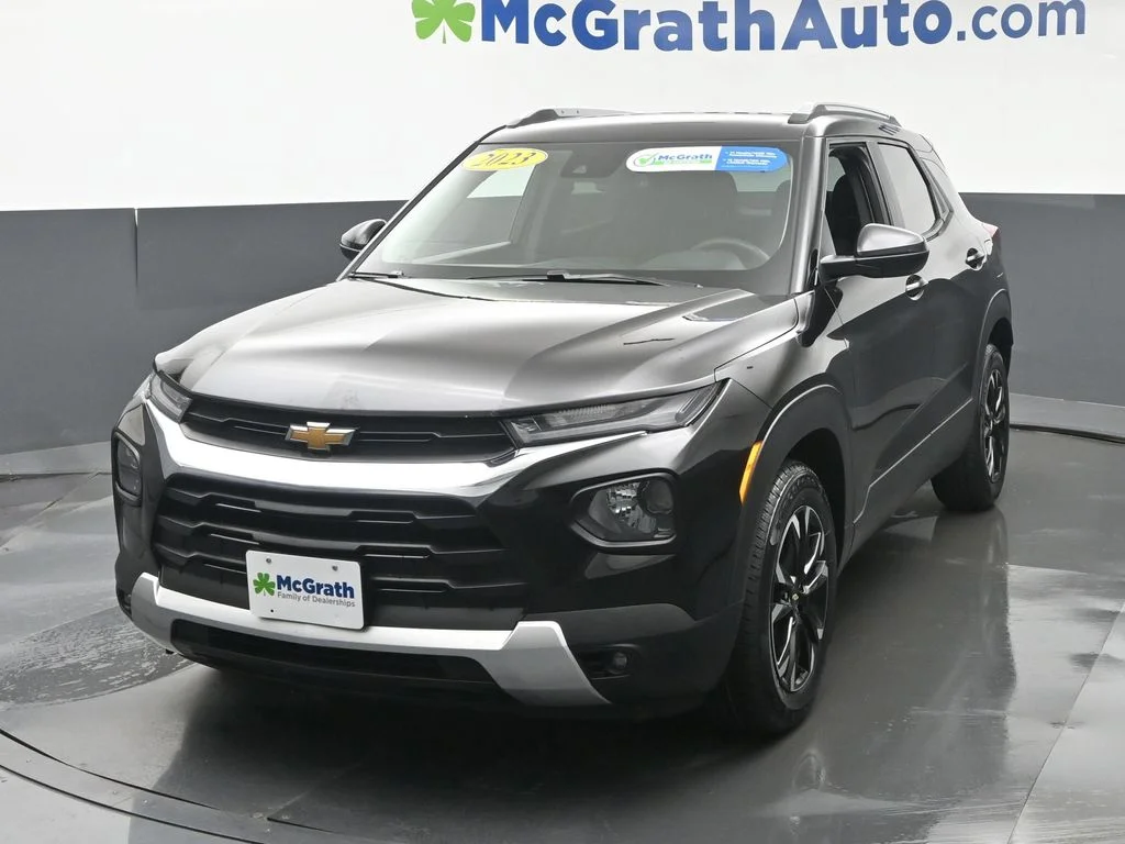 Used 2023 Black Chevrolet LT image 21
