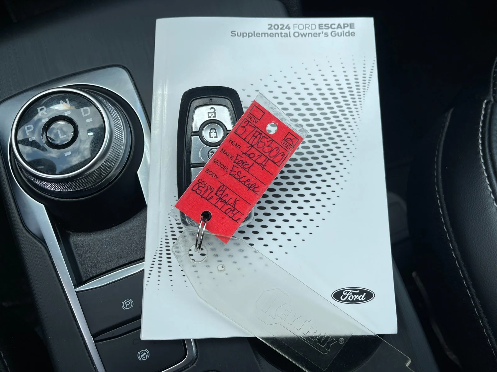 Used 2024  Ford Platinum image 10