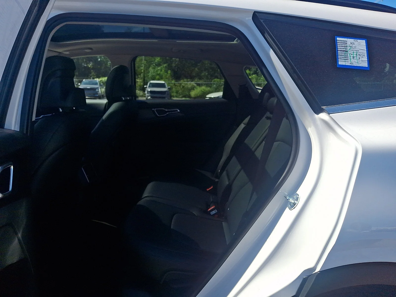 New 2027 White Kia EX image 10