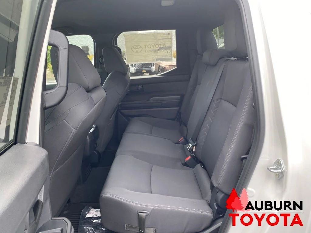 2026 Toyota Tacoma SR5 - Photo 18