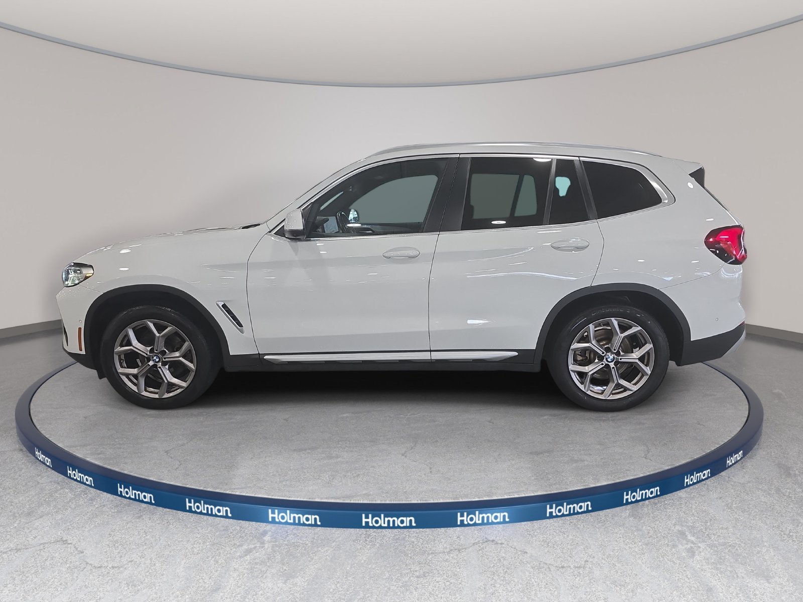 Used 2023 White BMW xDrive30i image 8