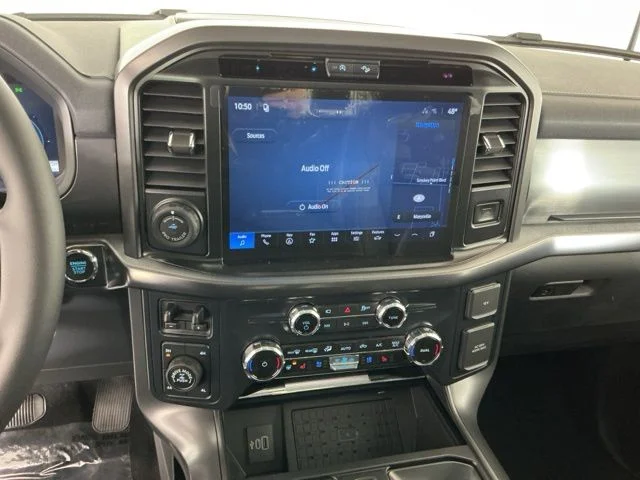 New 2026 Oxford White Ford Lariat image 20