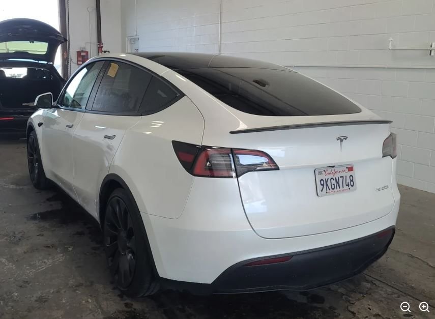 Used 2023 Tesla Model Y Performance with VIN 7SAYGDEF5PF956558 for sale in Kansas City, KS