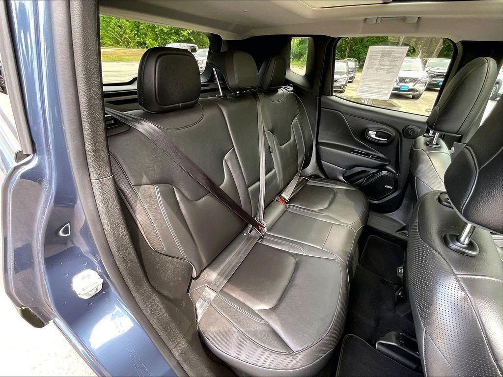 Used 2020 Blue Jeep Limited image 19