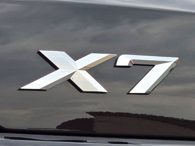 New 2027 Black Sapphire Metallic BMW xDrive40i image 7