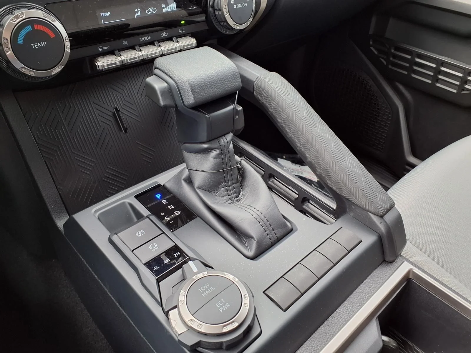 New 2026  Toyota SR5 image 15
