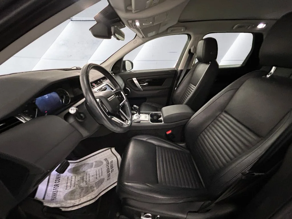 Used 2022  Land Rover S image 7