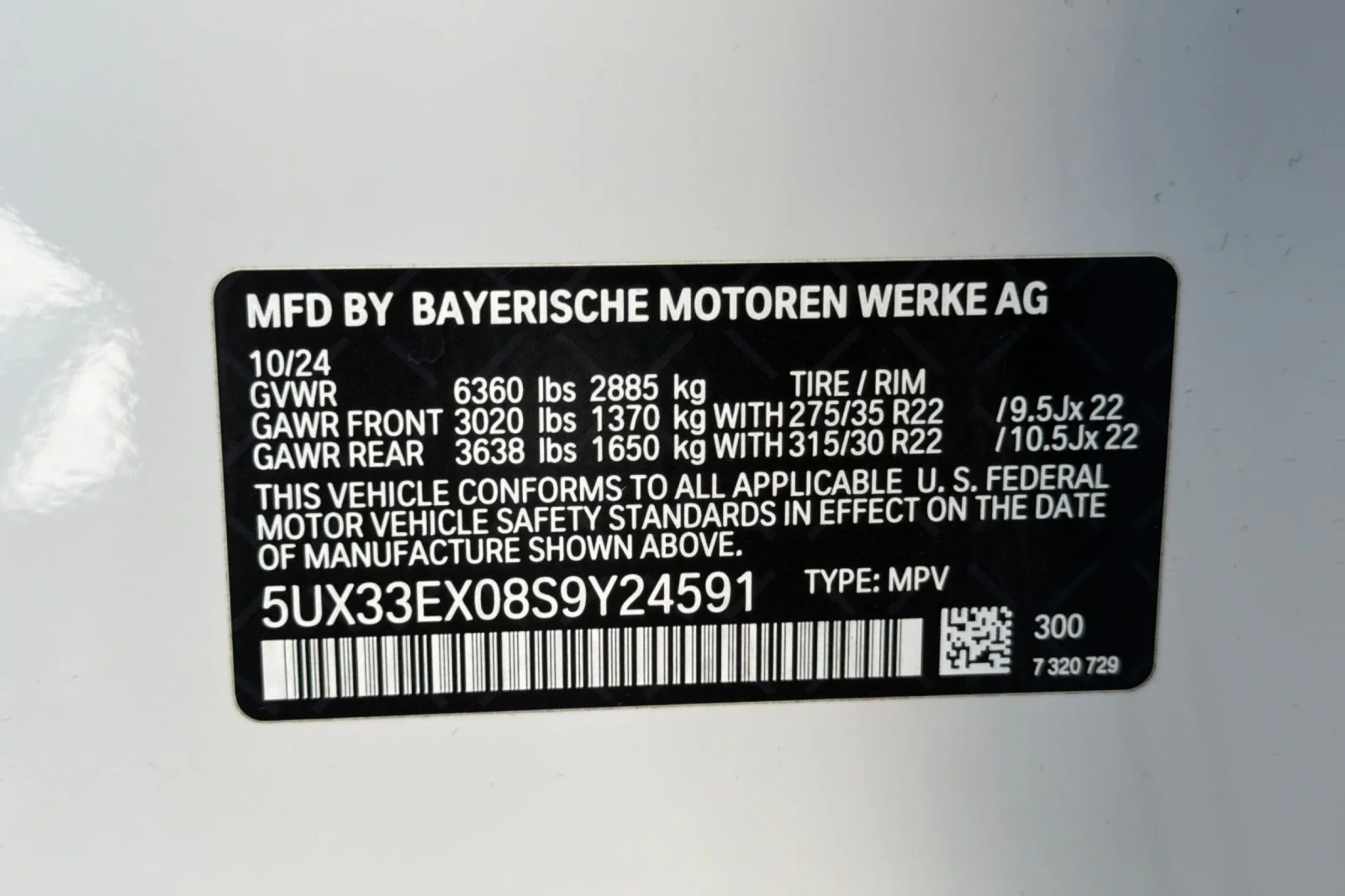Used 2025 Alpine White BMW xDrive40i image 28
