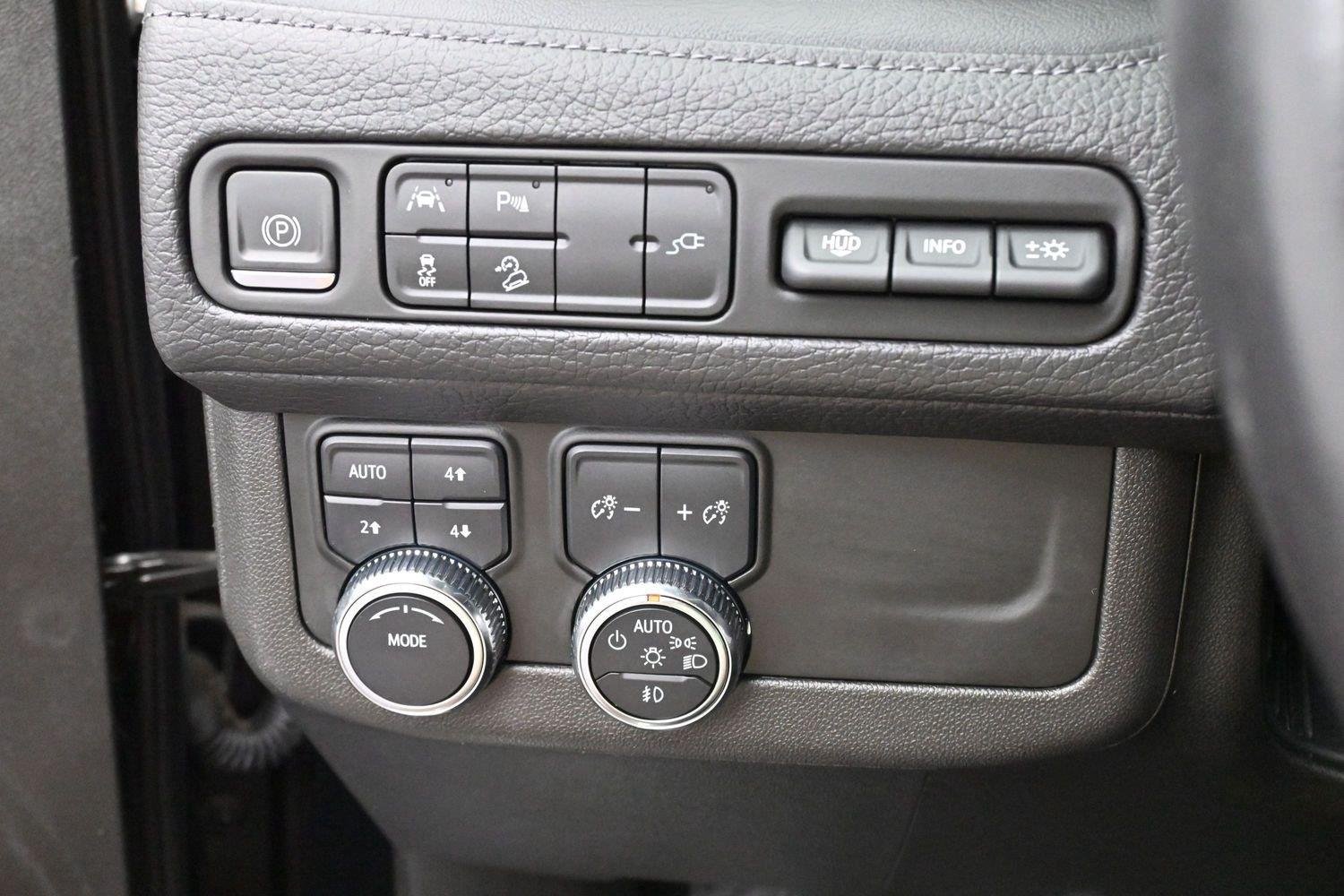 Used 2021 ONYX BLACK GMC Denali image 23