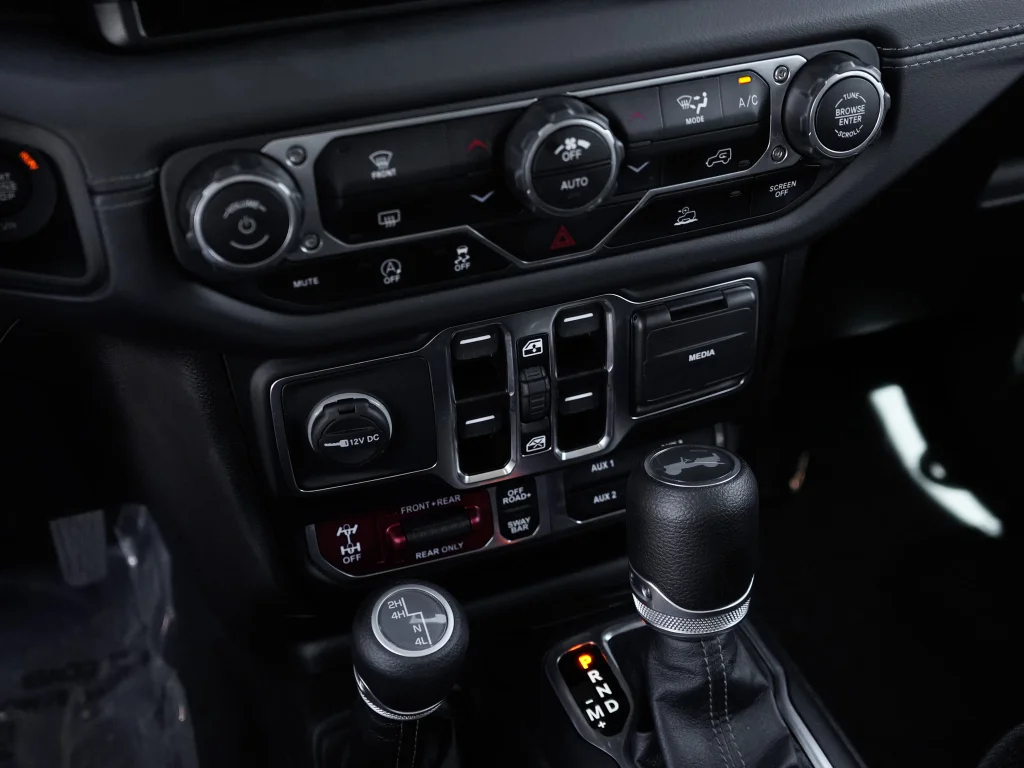 Used 2025 Black Clearcoat Jeep Rubicon image 23