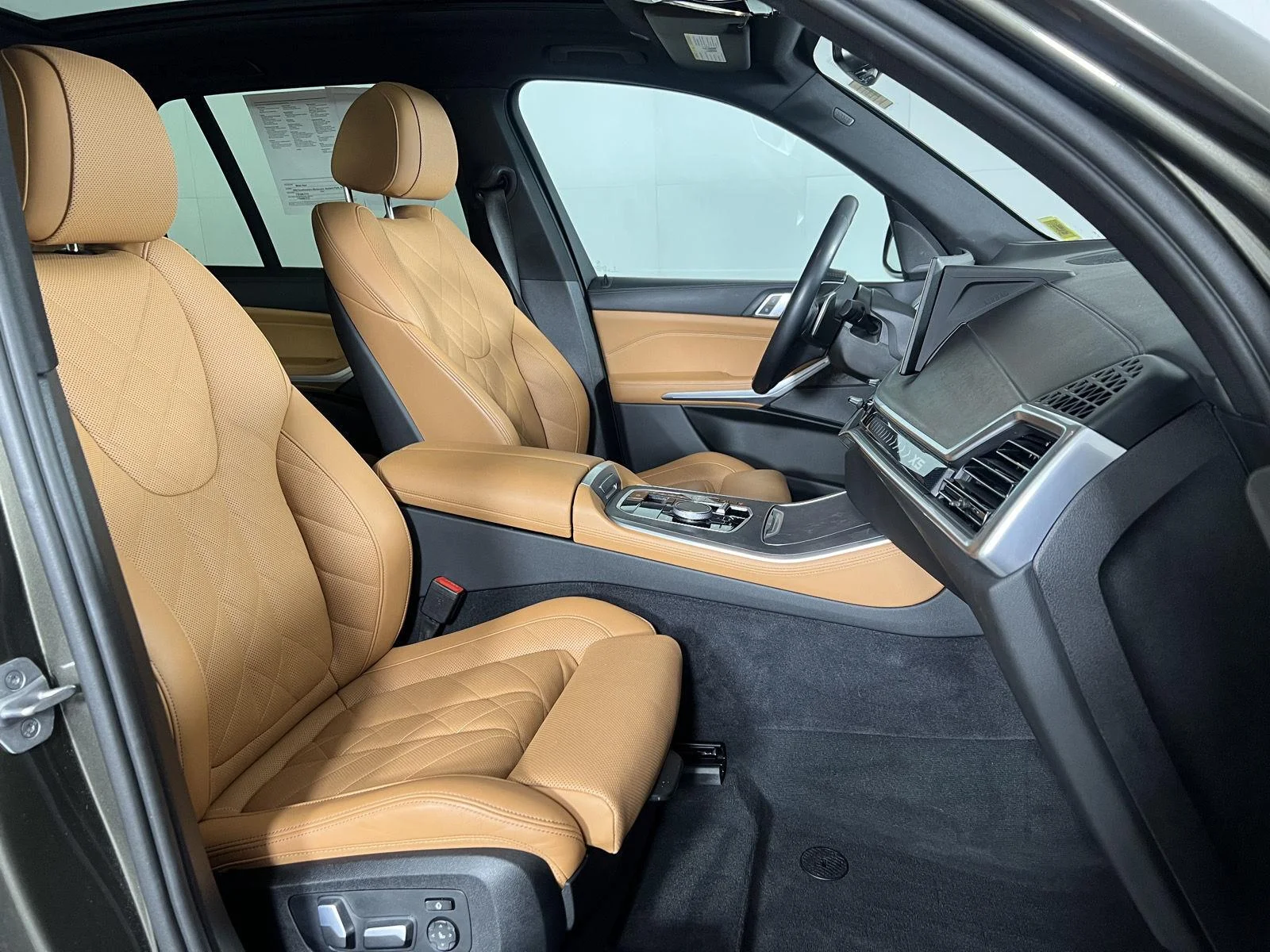 Used 2024 Manhattan Green Metallic BMW xDrive40i image 21