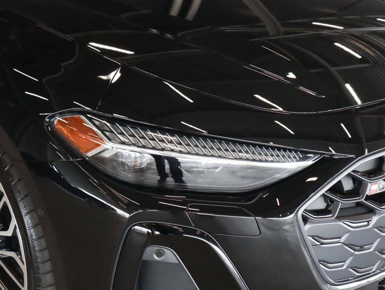 New 2026 Mythos Black Metallic Audi Prestige image 32