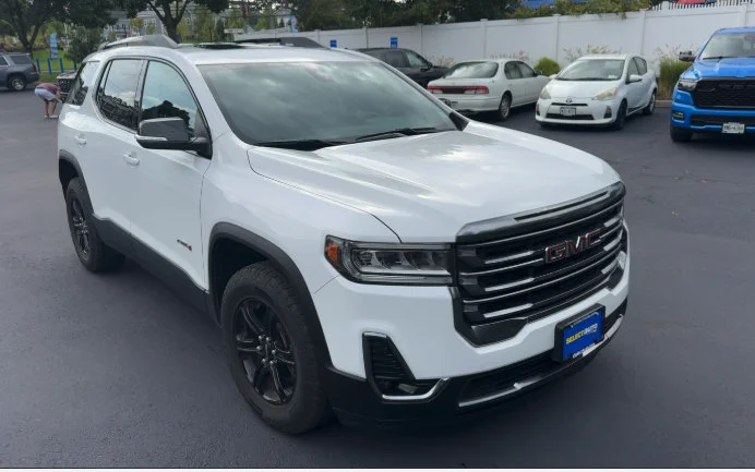 2023 GMC Acadia