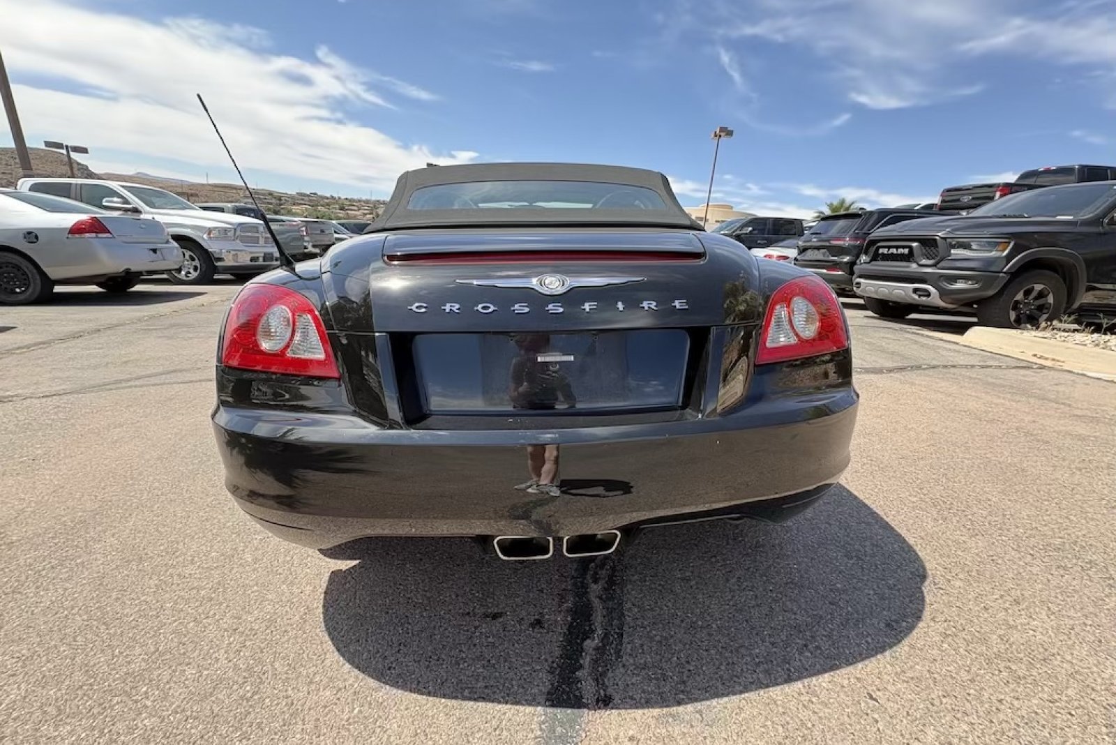 Used 2006 Black Chrysler Limited image 5