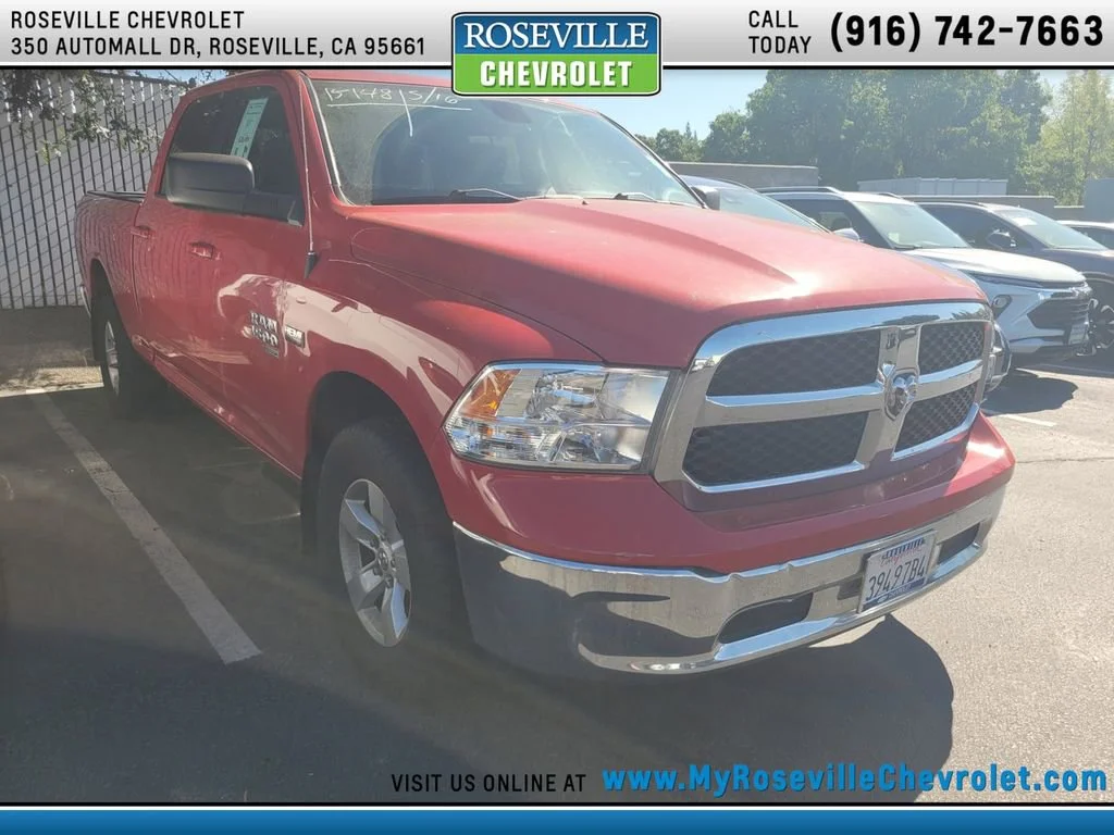 2019 RAM 1500 Classic SLT 4x4 Crew Cab 6'4's photo