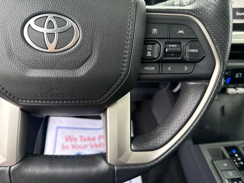 Certified Used 2025 Ice Toyota TRD Off Road Premium image 20