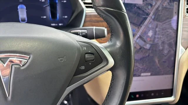Used 2017 Blue Tesla 90D image 24