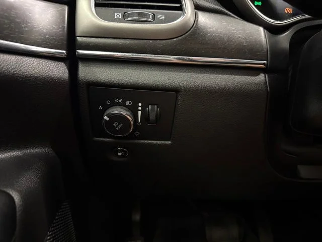 Used 2018 Black Jeep Limited image 21