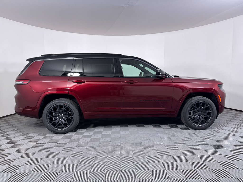 New 2026 Velvet Red Pearl-Coat Exterior Paint Jeep Summit image 15