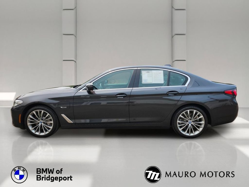 Used 2023 Gray BMW 530e iPerformance image 7