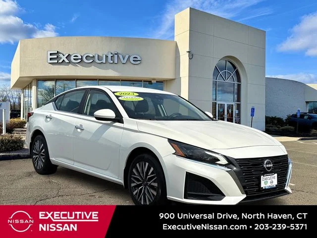 Certified Used 2023 White Nissan 2.5 SV image 1