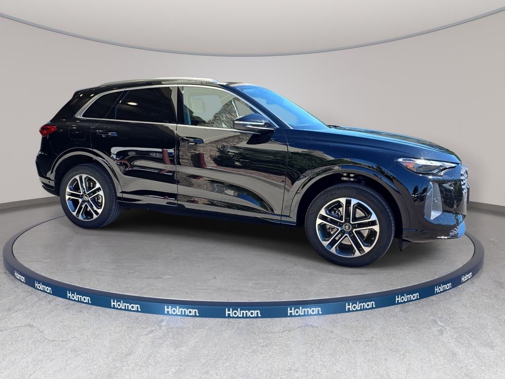 Used 2025 Black Audi 2.0T Premium image 5