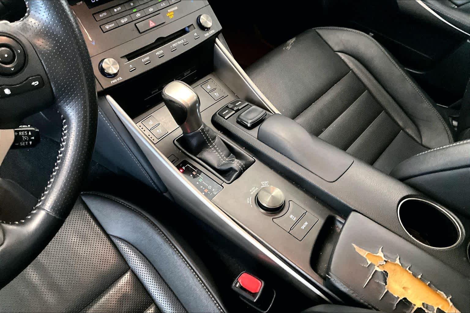 Used 2015 Obsidian Lexus  image 15